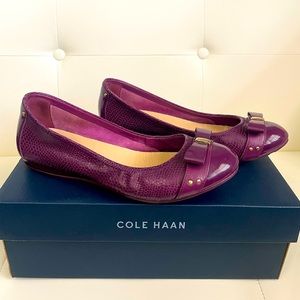 Come Haan purple ballet flats with bow and Nike air soles, size 6